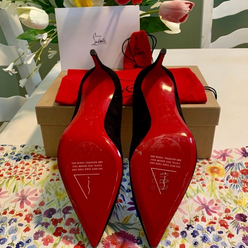 Christian Louboutin “So Kate” 85 Classic Black Pumps - Picture 6 of 9